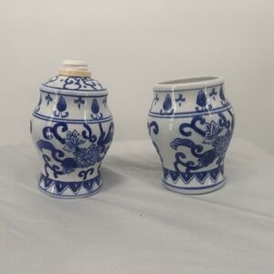 Chinoiser‎ Blue & White Liquid Soap/Lotion Dispenser & Cup Vanity Bathroom Set